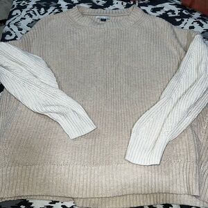 American Eagle Outfitters Beige and Cream Sweater